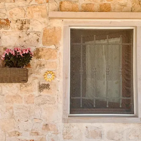 Holiday home Trullo Rudy *
